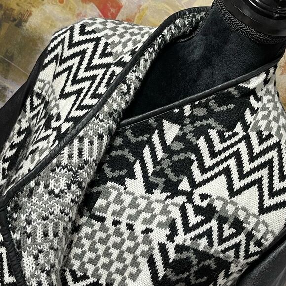 Textured Woven Cardigan Front Sweater W/Leather Sleeve and Trim Small - Picture 7 of 16